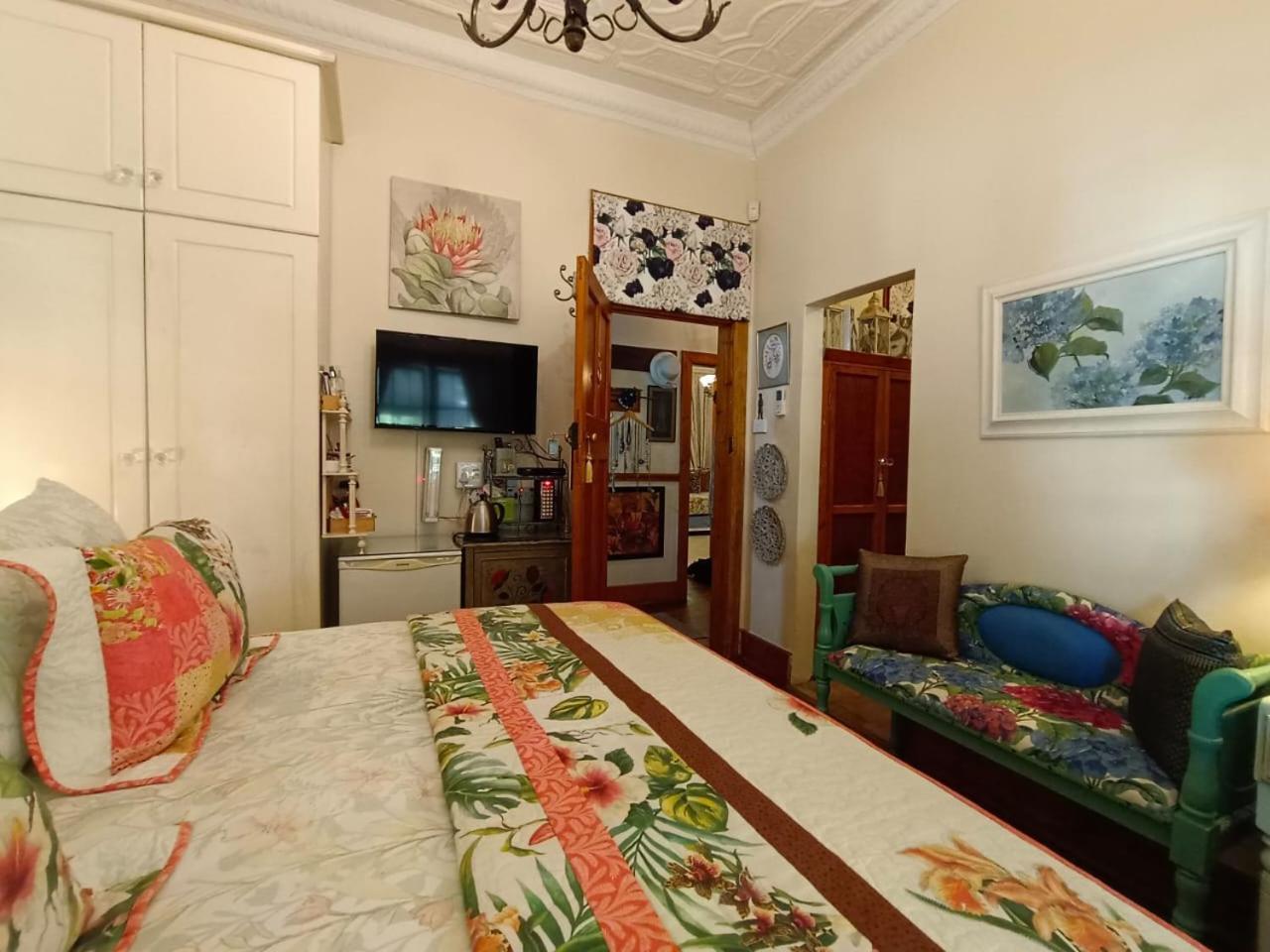 79 On Ridge Bed & Breakfast Pietermaritzburg Dış mekan fotoğraf